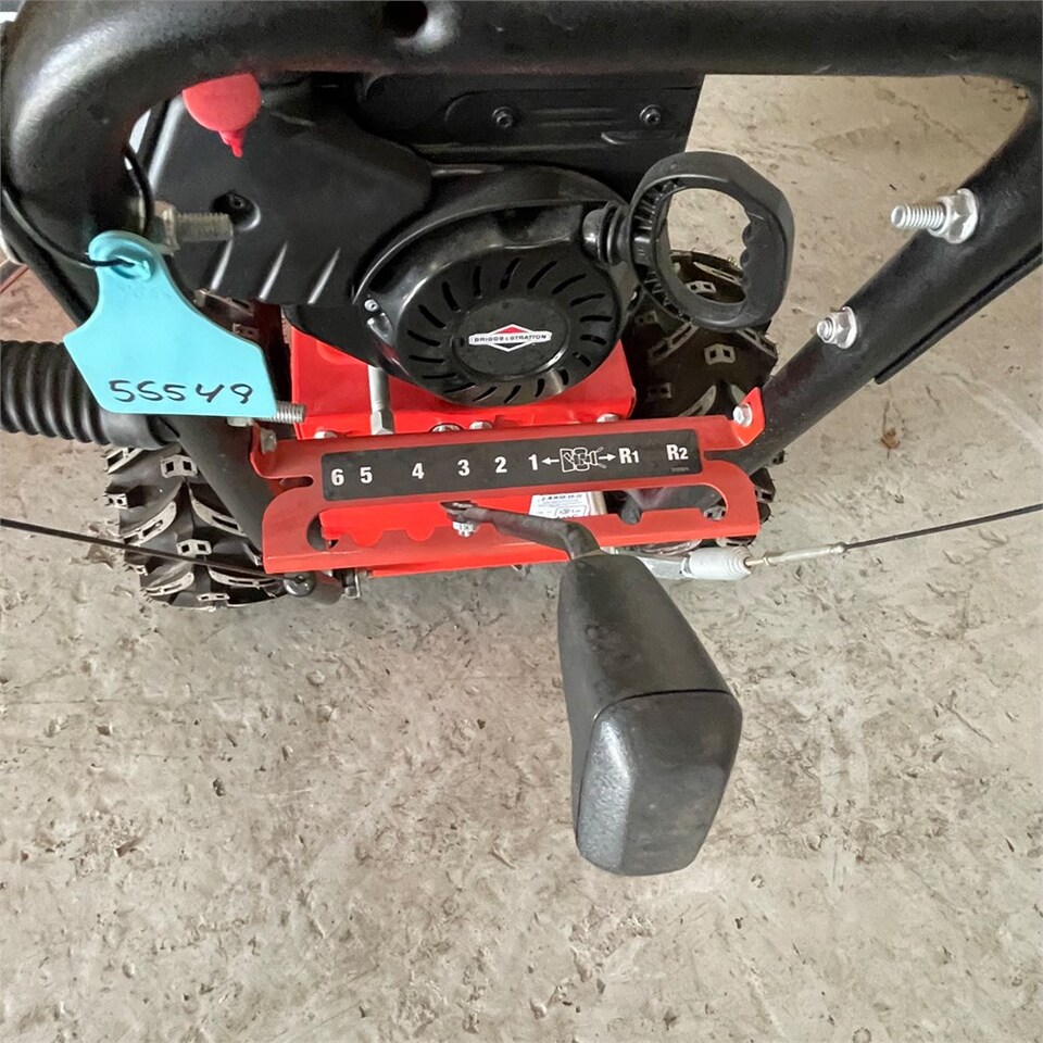 Vrtna freza Simplicity H 924 RX: slika Vrtna freza Simplicity H 924 RX Vrtna freza Simplicity H 924 RX: slika Vrtna freza Simplicity H 924 RX