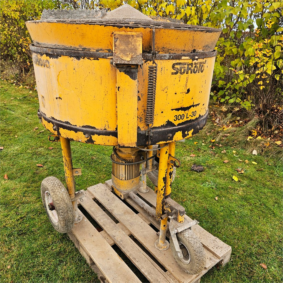 Soroto 300 L-30 - Mješalica za beton: slika Soroto 300 L-30 - Mješalica za beton Soroto 300 L-30 - Mješalica za beton: slika Soroto 300 L-30 - Mješalica za beton