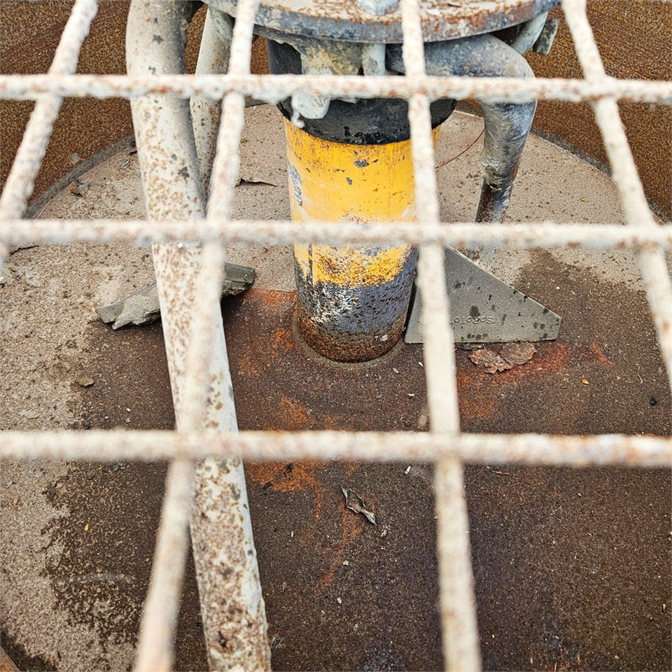 Soroto 300 L-30 - Mješalica za beton: slika Soroto 300 L-30 - Mješalica za beton Soroto 300 L-30 - Mješalica za beton: slika Soroto 300 L-30 - Mješalica za beton