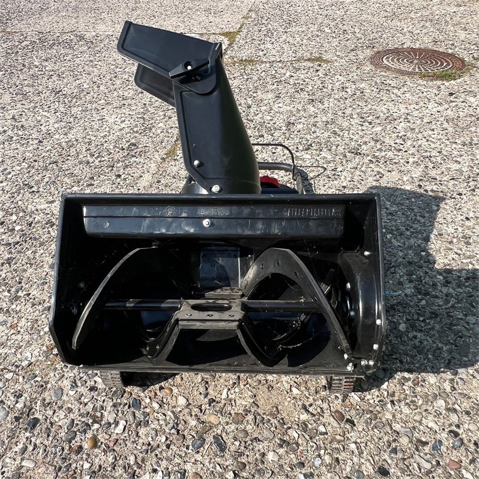 Vrtna freza Stiga Hunter ST301: slika Vrtna freza Stiga Hunter ST301 Vrtna freza Stiga Hunter ST301: slika Vrtna freza Stiga Hunter ST301