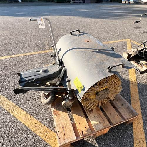 Stiga PA 501 Sweeper - Vrtna kosilica: slika Stiga PA 501 Sweeper - Vrtna kosilica Stiga PA 501 Sweeper - Vrtna kosilica: slika Stiga PA 501 Sweeper - Vrtna kosilica