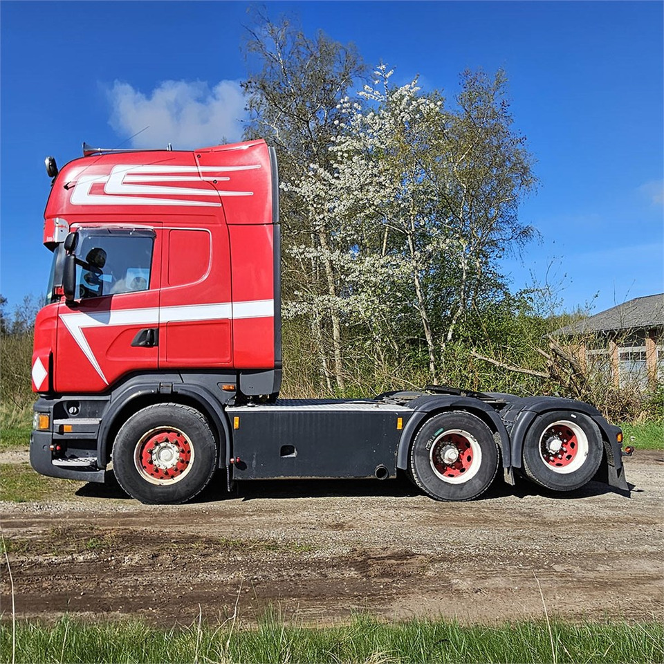 Scania R 560 LA6X2 HNB - Tegljač: slika Scania R 560 LA6X2 HNB - Tegljač Scania R 560 LA6X2 HNB - Tegljač: slika Scania R 560 LA6X2 HNB - Tegljač