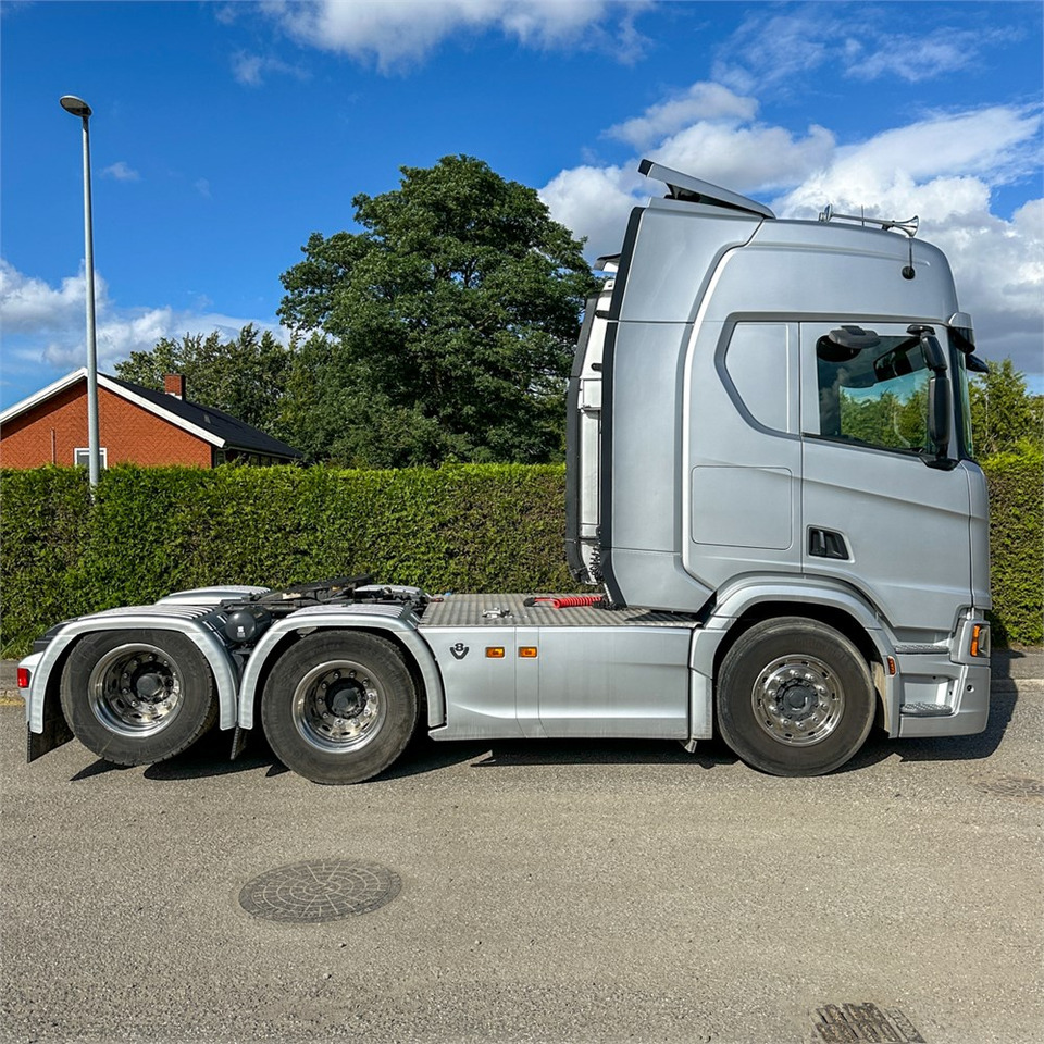 Scania R530 (A6X2NB) - Tegljač: slika Scania R530 (A6X2NB) - Tegljač Scania R530 (A6X2NB) - Tegljač: slika Scania R530 (A6X2NB) - Tegljač