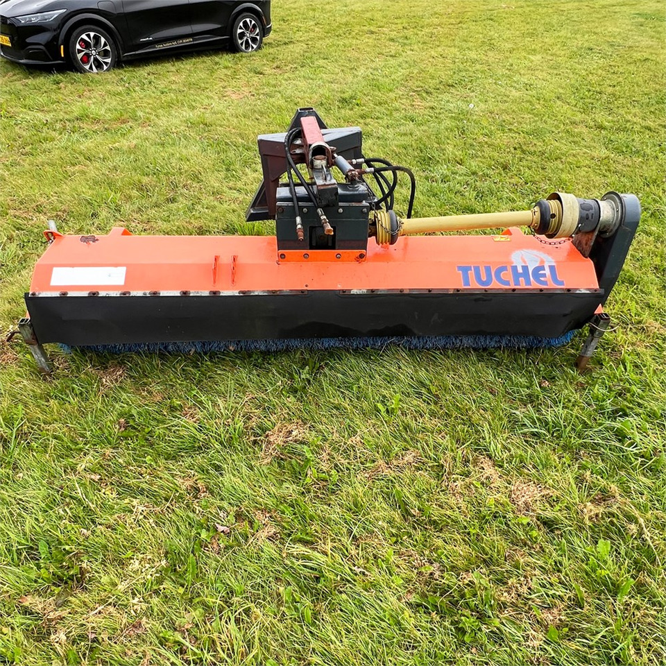 Tuchel Plus 260 MK - Traktor: slika Tuchel Plus 260 MK - Traktor Tuchel Plus 260 MK - Traktor: slika Tuchel Plus 260 MK - Traktor