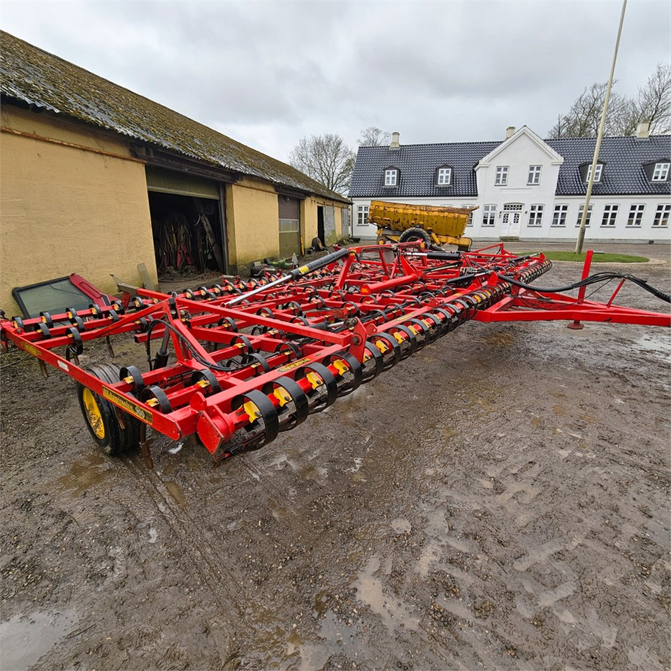 Väderstad 9 meter - Oprema za obradu tla: slika Väderstad 9 meter - Oprema za obradu tla Väderstad 9 meter - Oprema za obradu tla: slika Väderstad 9 meter - Oprema za obradu tla