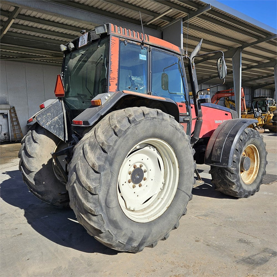 Valmet Valtra 8450 - Traktor: slika Valmet Valtra 8450 - Traktor Valmet Valtra 8450 - Traktor: slika Valmet Valtra 8450 - Traktor