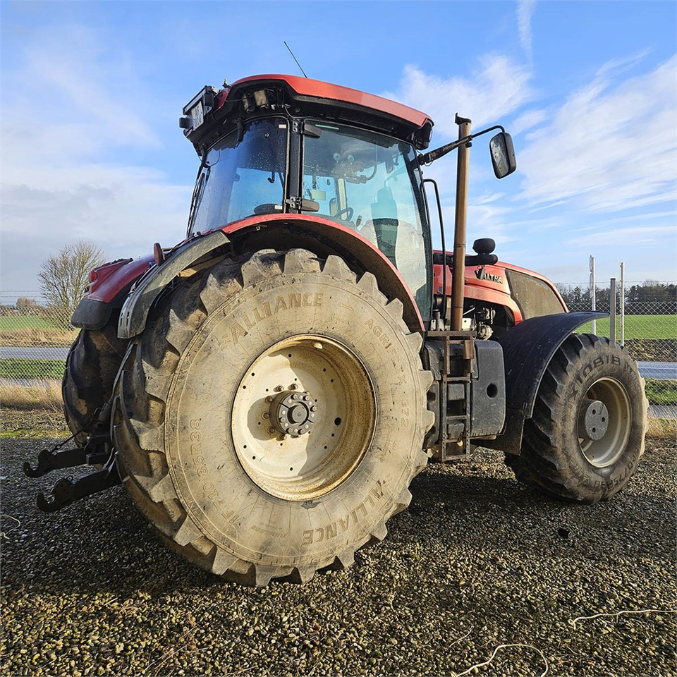 Zakup Valtra S322 Valtra S322: slika Zakup Valtra S322 Valtra S322
