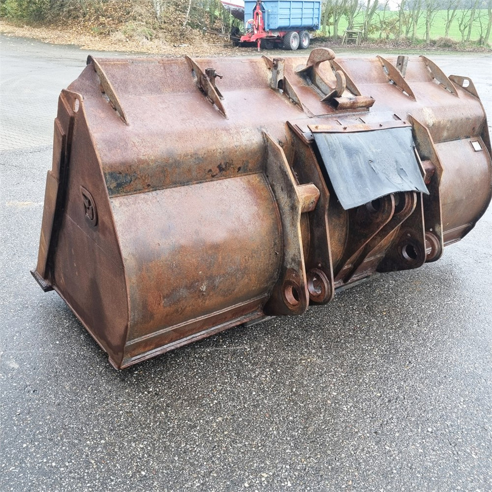 Viby Jern 721D - Utovarna korpa: slika Viby Jern 721D - Utovarna korpa Viby Jern 721D - Utovarna korpa: slika Viby Jern 721D - Utovarna korpa