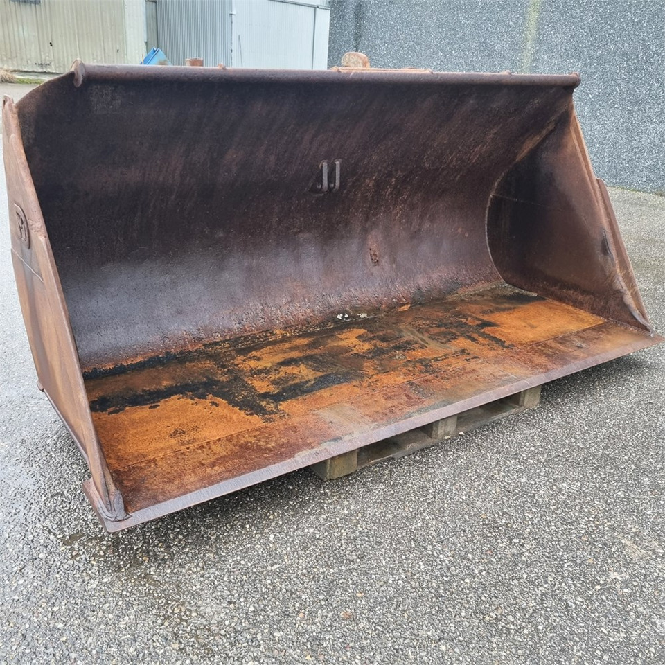 Viby Jern 721D - Utovarna korpa: slika Viby Jern 721D - Utovarna korpa Viby Jern 721D - Utovarna korpa: slika Viby Jern 721D - Utovarna korpa