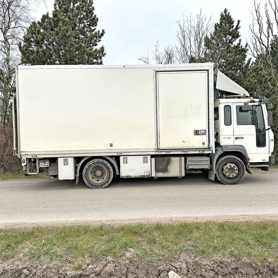 Kamion sandučar Volvo F180 FL 9L: slika Kamion sandučar Volvo F180 FL 9L