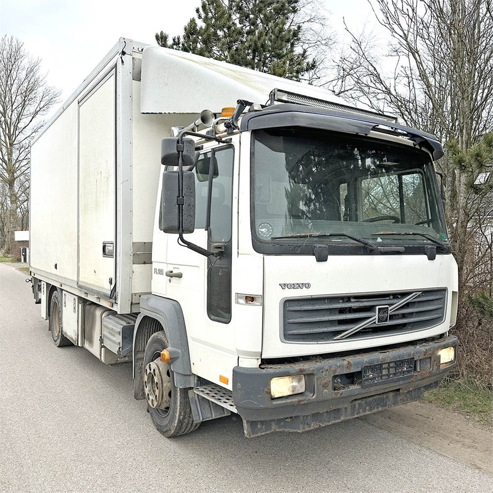 Kamion sandučar Volvo F180 FL 9L: slika Kamion sandučar Volvo F180 FL 9L