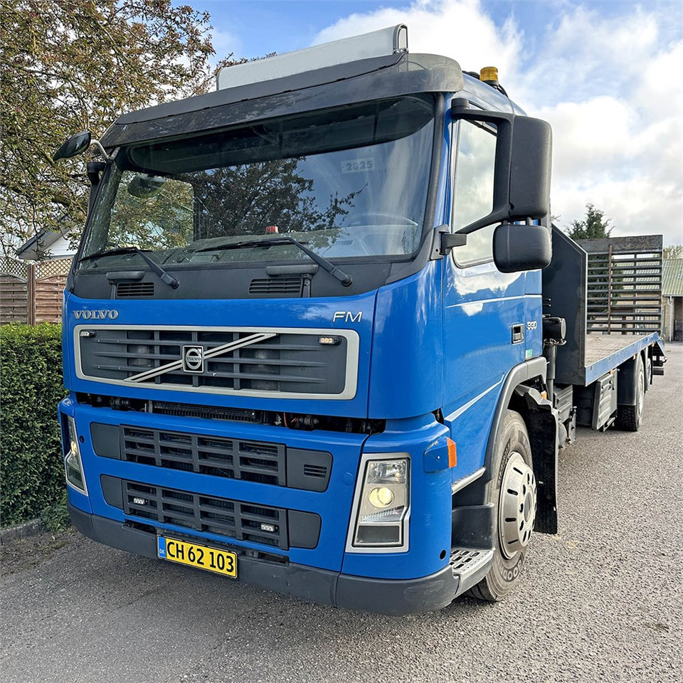 Volvo FM 330 6x2 - Kamion za vuču: slika Volvo FM 330 6x2 - Kamion za vuču Volvo FM 330 6x2 - Kamion za vuču: slika Volvo FM 330 6x2 - Kamion za vuču
