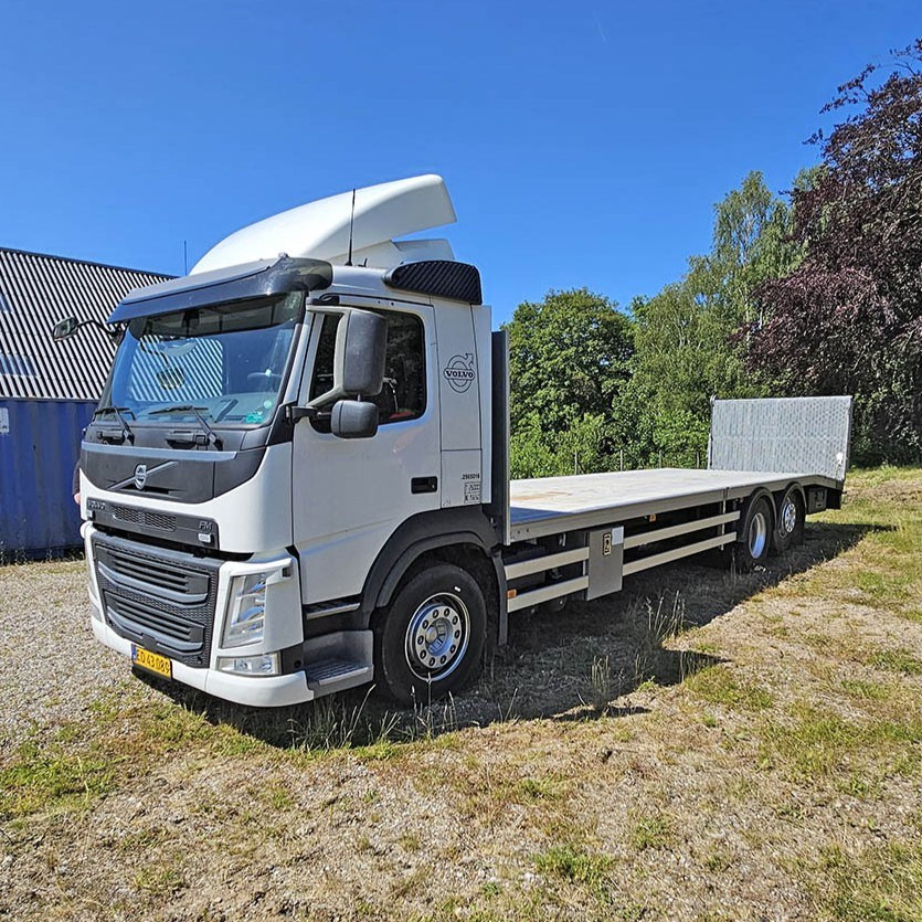Volvo FM 330 - Autotransporter: slika Volvo FM 330 - Autotransporter Volvo FM 330 - Autotransporter: slika Volvo FM 330 - Autotransporter