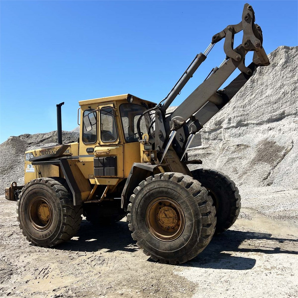 Utovarivač na kotačima Volvo L70: slika Utovarivač na kotačima Volvo L70