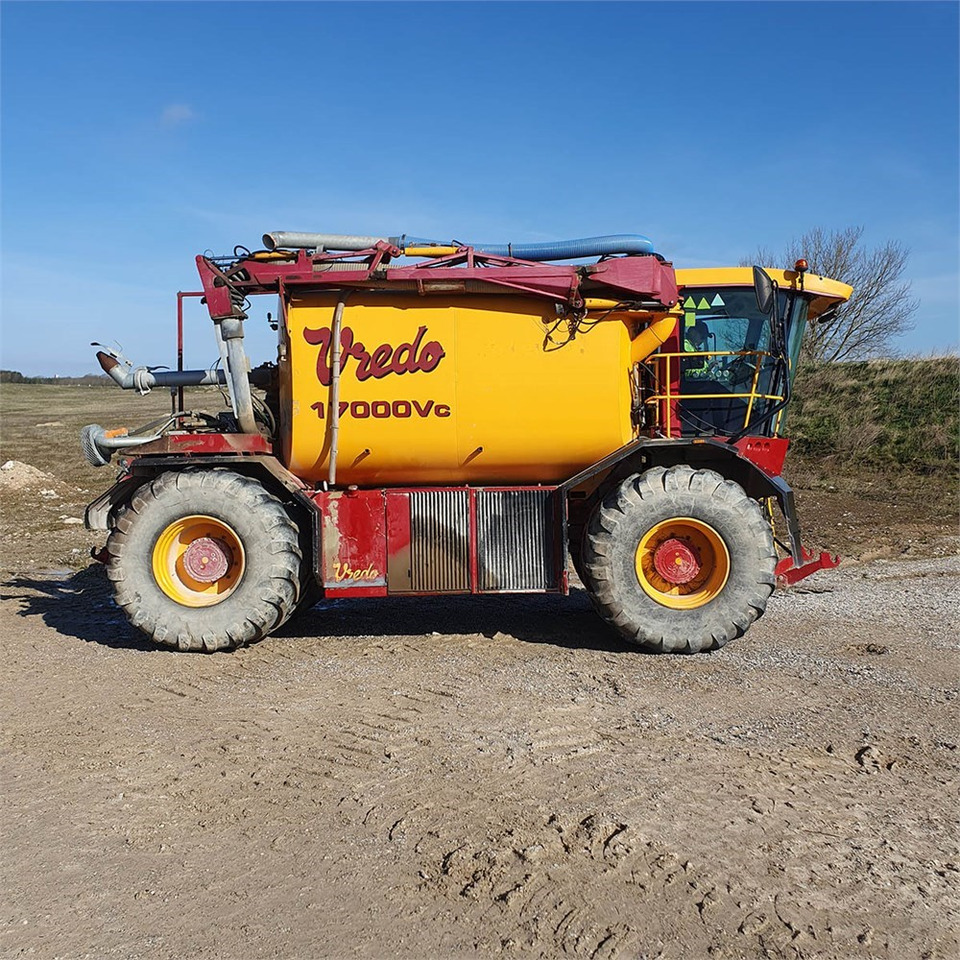 Vredo VT3936 - Oprema za gnojenje: slika Vredo VT3936 - Oprema za gnojenje Vredo VT3936 - Oprema za gnojenje: slika Vredo VT3936 - Oprema za gnojenje