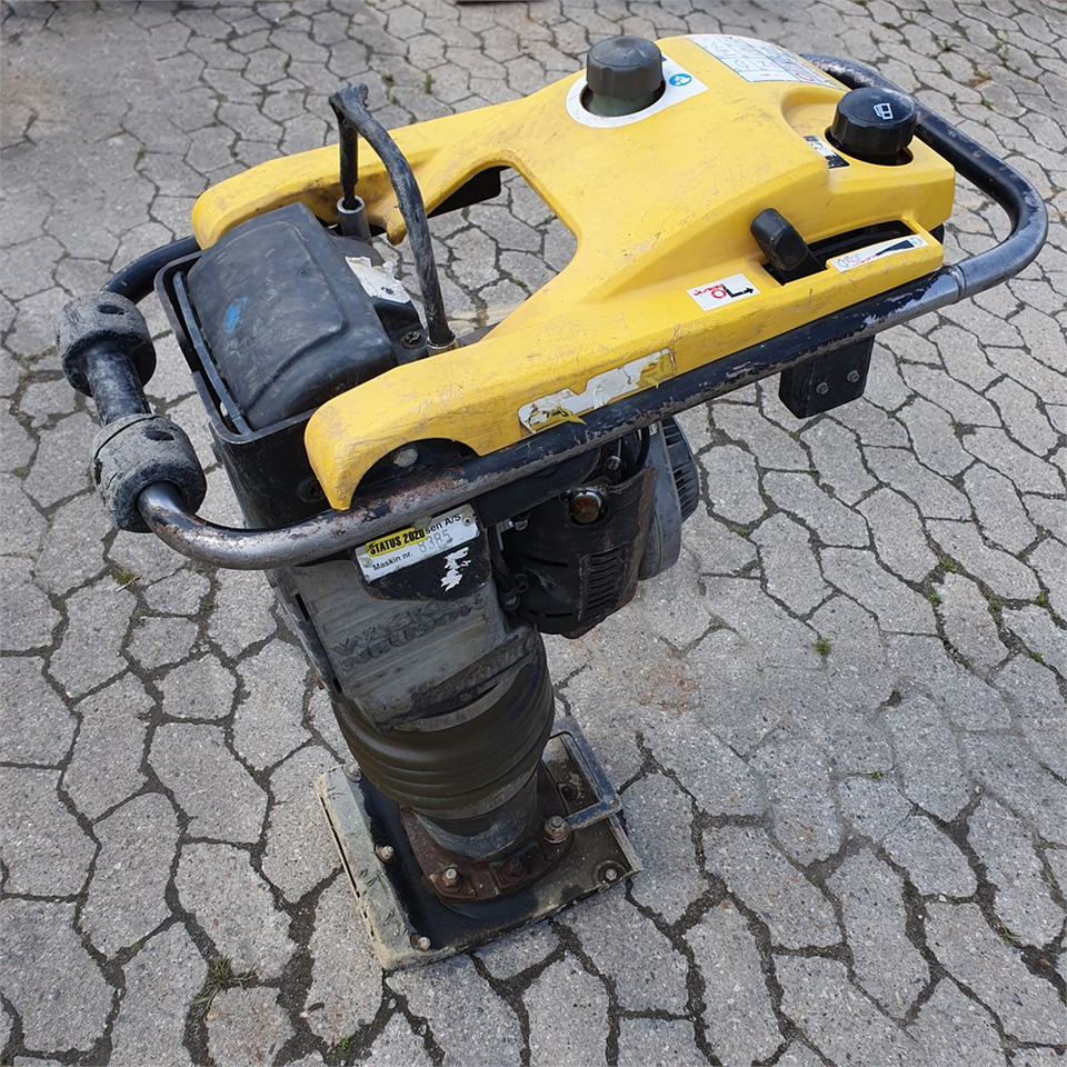 Wacker Neuson BS60-2i - Nabijač: slika Wacker Neuson BS60-2i - Nabijač Wacker Neuson BS60-2i - Nabijač: slika Wacker Neuson BS60-2i - Nabijač