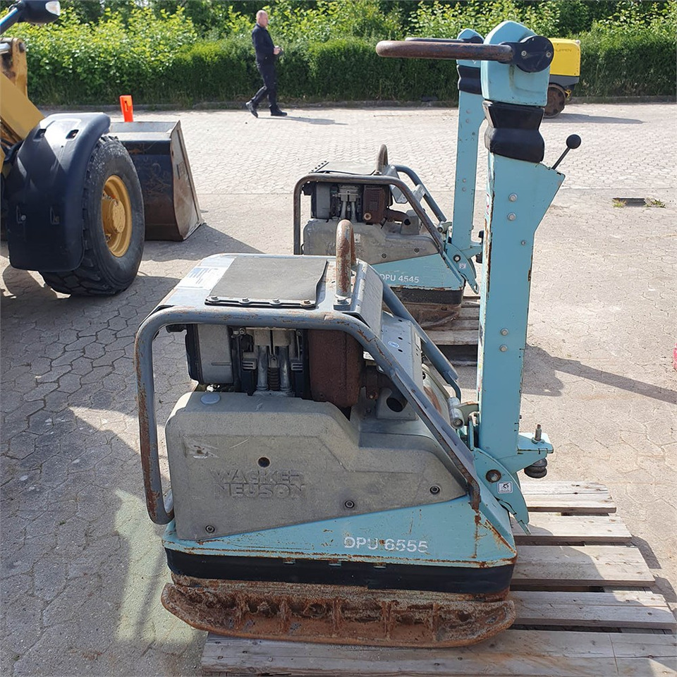 Wacker Neuson DPU6555 - Vibro ploča: slika Wacker Neuson DPU6555 - Vibro ploča Wacker Neuson DPU6555 - Vibro ploča: slika Wacker Neuson DPU6555 - Vibro ploča