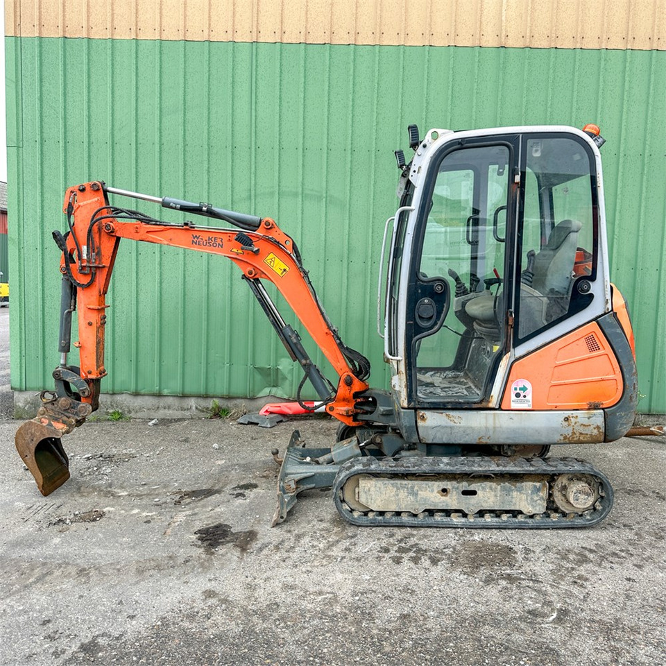 Wacker Neuson ET18 - Mini bager: slika Wacker Neuson ET18 - Mini bager Wacker Neuson ET18 - Mini bager: slika Wacker Neuson ET18 - Mini bager