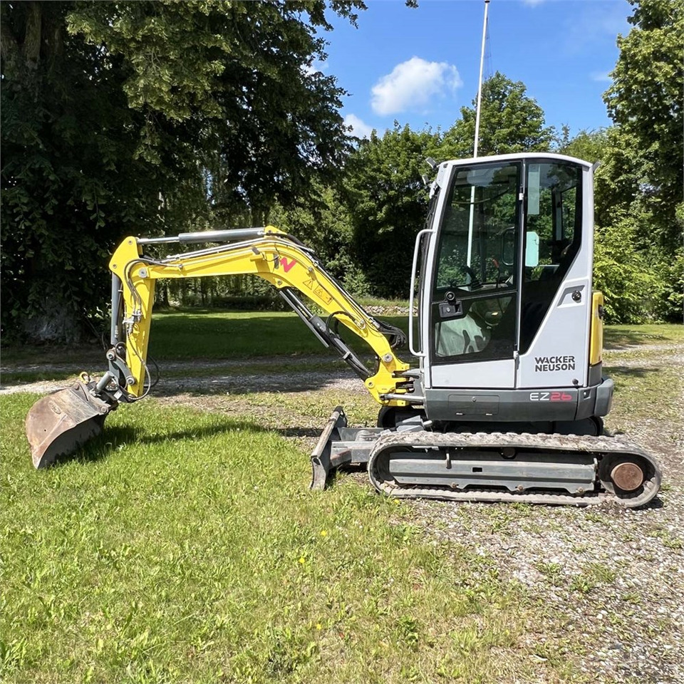 Wacker Neuson EZ26 - Mini bager: slika Wacker Neuson EZ26 - Mini bager Wacker Neuson EZ26 - Mini bager: slika Wacker Neuson EZ26 - Mini bager