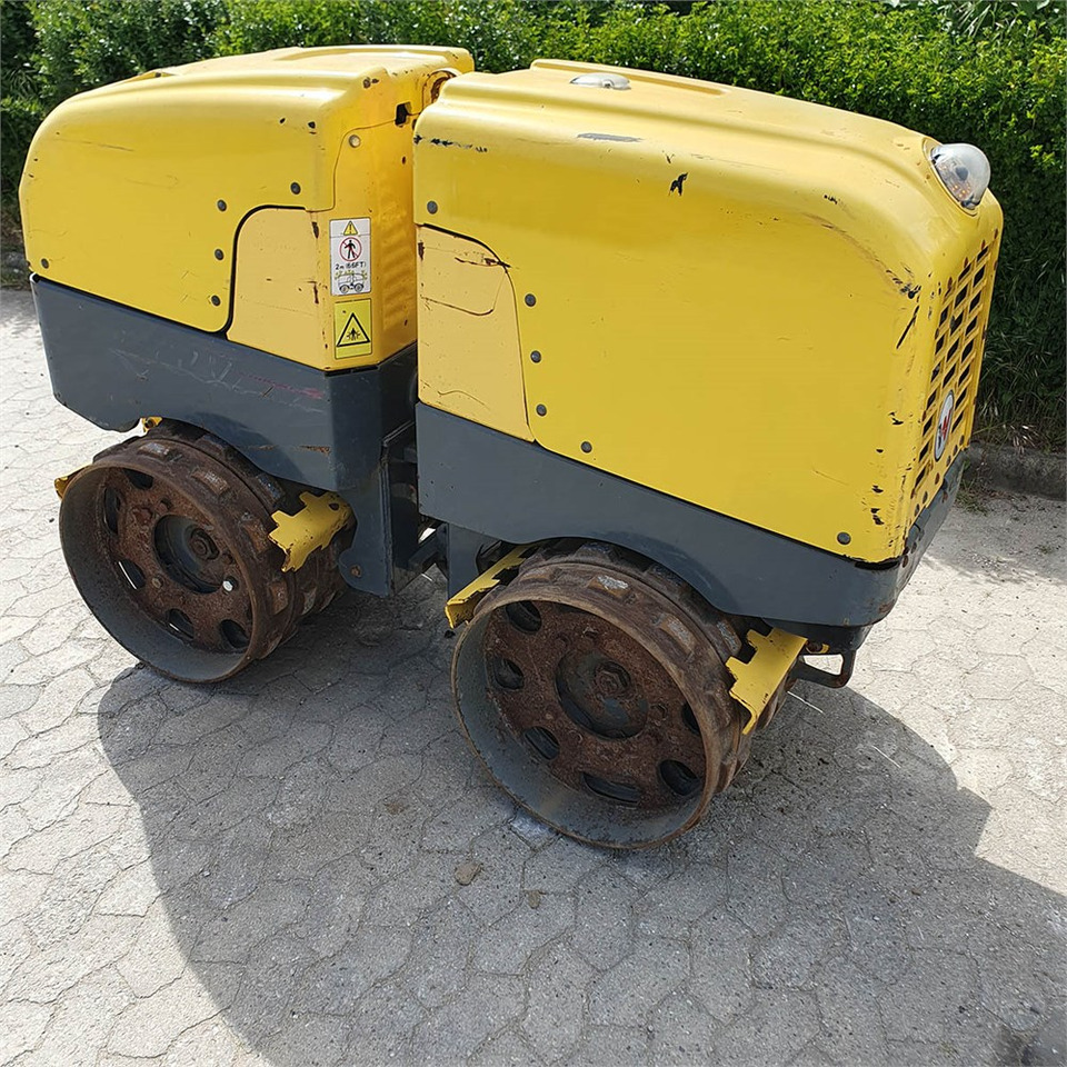 Wacker Neuson RT SC3 - Mini valjak: slika Wacker Neuson RT SC3 - Mini valjak Wacker Neuson RT SC3 - Mini valjak: slika Wacker Neuson RT SC3 - Mini valjak