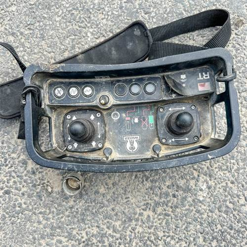 Wacker Neuson RT82 SC2 - Mini valjak: slika Wacker Neuson RT82 SC2 - Mini valjak Wacker Neuson RT82 SC2 - Mini valjak: slika Wacker Neuson RT82 SC2 - Mini valjak