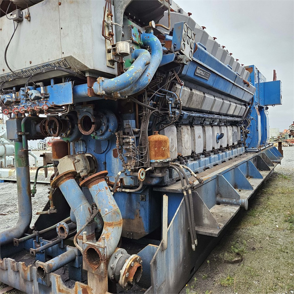 Wärtsilä 16V32 GD - Generatorski set: slika Wärtsilä 16V32 GD - Generatorski set Wärtsilä 16V32 GD - Generatorski set: slika Wärtsilä 16V32 GD - Generatorski set
