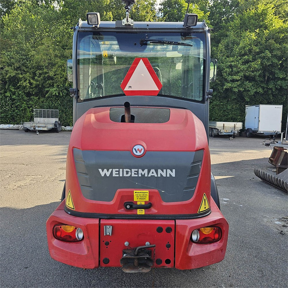 Weidemann 2080 - Mini utovarivač: slika Weidemann 2080 - Mini utovarivač Weidemann 2080 - Mini utovarivač: slika Weidemann 2080 - Mini utovarivač