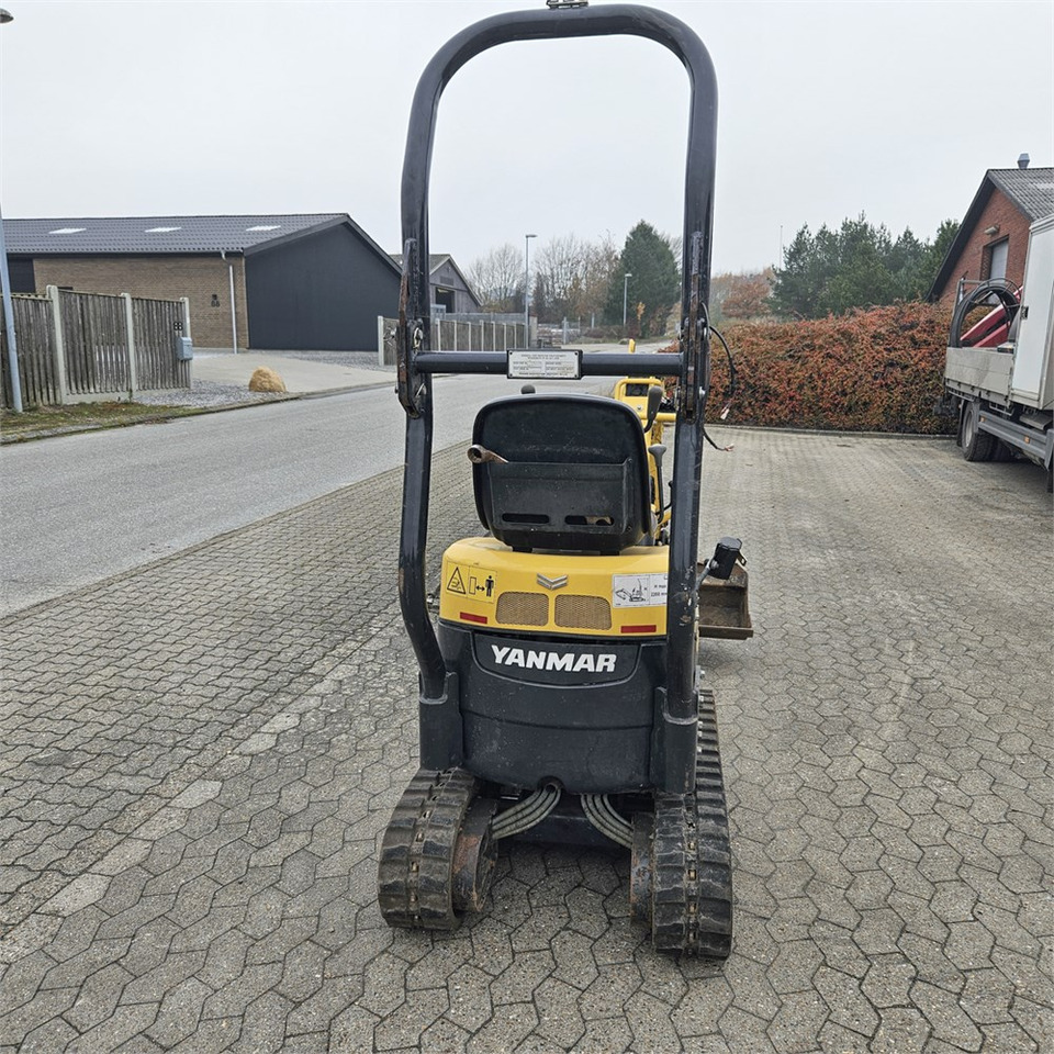 Yanmar SV08-1A (S) - Mini bager: slika Yanmar SV08-1A (S) - Mini bager Yanmar SV08-1A (S) - Mini bager: slika Yanmar SV08-1A (S) - Mini bager