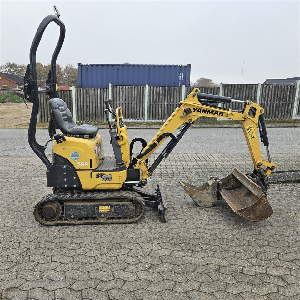 Yanmar SV08-1A (S) - Mini bager: slika Yanmar SV08-1A (S) - Mini bager Yanmar SV08-1A (S) - Mini bager: slika Yanmar SV08-1A (S) - Mini bager