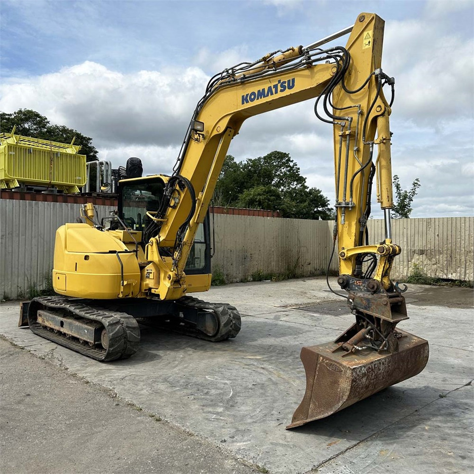 Mini bager Yanmar VIO80-1A: slika Mini bager Yanmar VIO80-1A