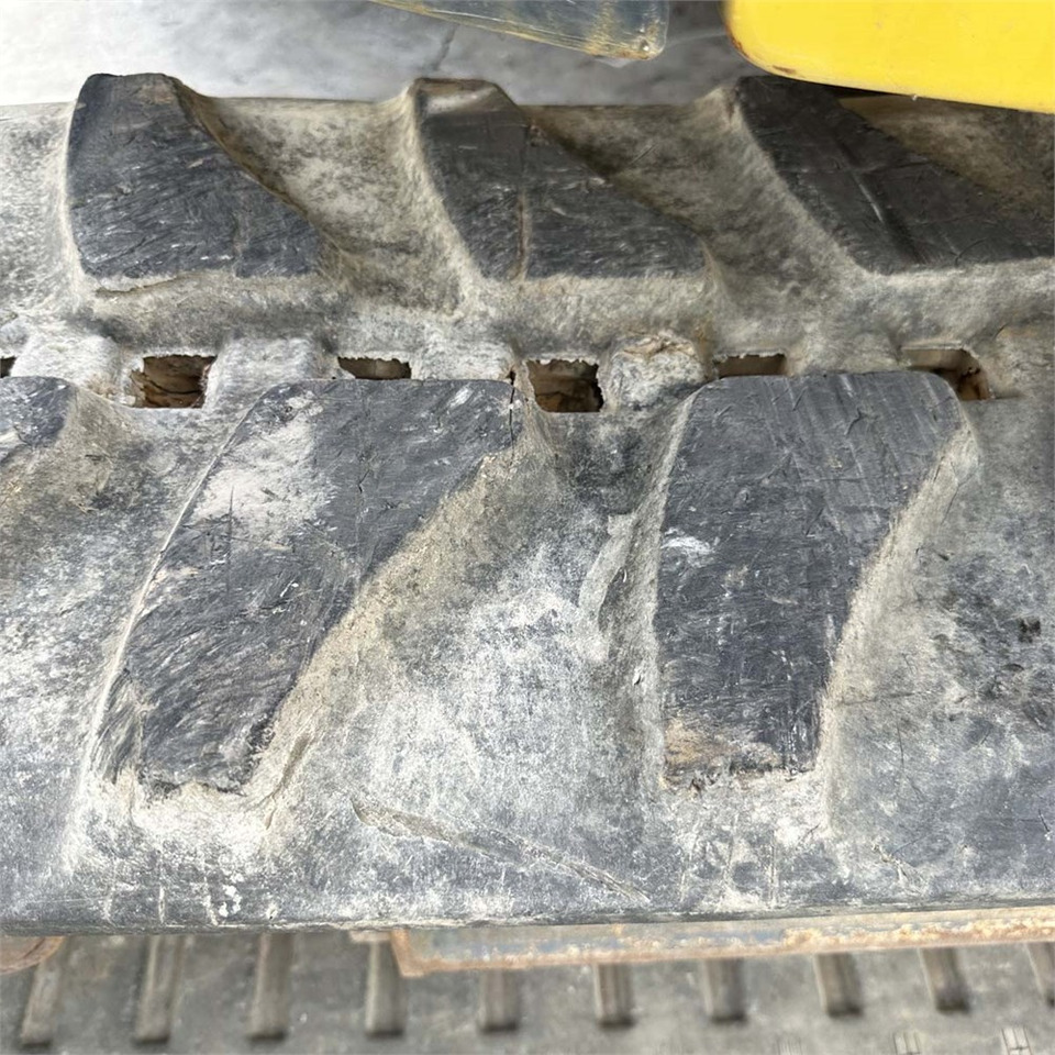 Mini bager Yanmar VIO80-1A: slika Mini bager Yanmar VIO80-1A