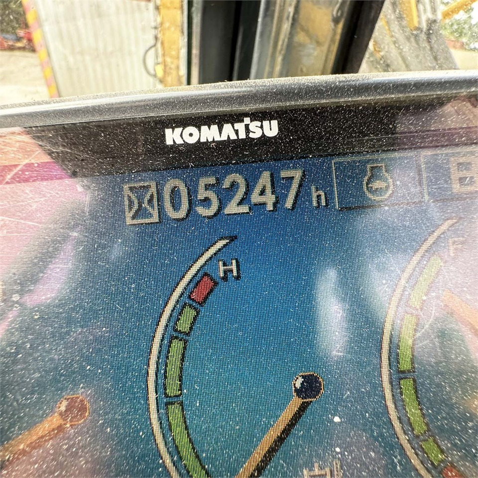 Mini bager Yanmar VIO80-1A: slika Mini bager Yanmar VIO80-1A