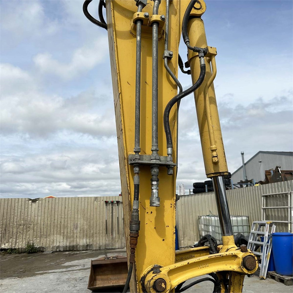 Mini bager Yanmar VIO80-1A: slika Mini bager Yanmar VIO80-1A