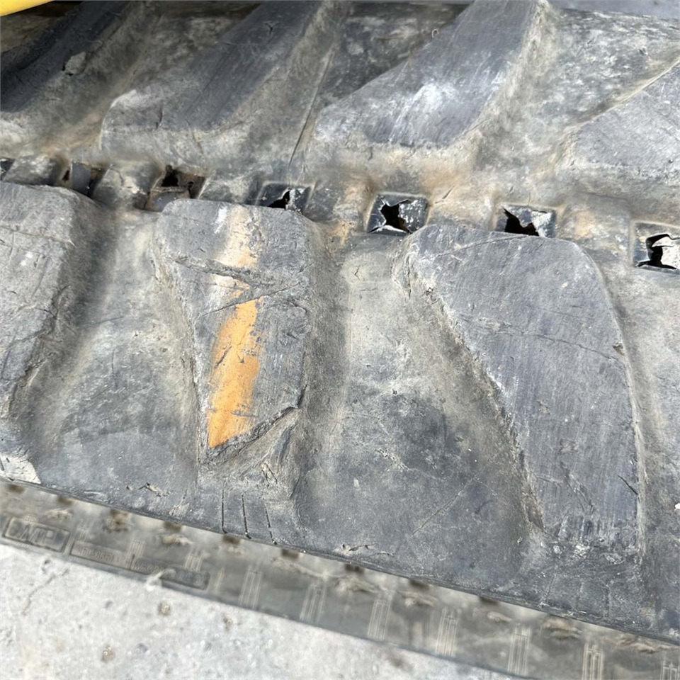 Mini bager Yanmar VIO80-1A: slika Mini bager Yanmar VIO80-1A