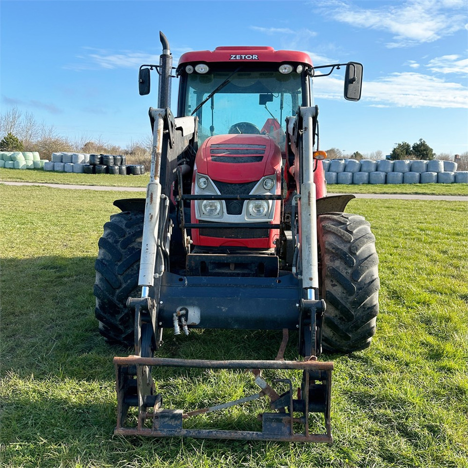 Zetor PROXIMA POWER 120 - Traktor: slika Zetor PROXIMA POWER 120 - Traktor Zetor PROXIMA POWER 120 - Traktor: slika Zetor PROXIMA POWER 120 - Traktor