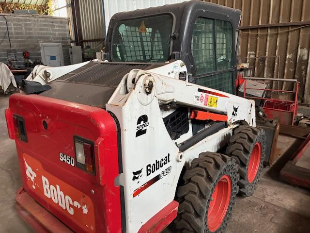 Bobcat S 450 - Mini utovarivač: slika Bobcat S 450 - Mini utovarivač Bobcat S 450 - Mini utovarivač: slika Bobcat S 450 - Mini utovarivač