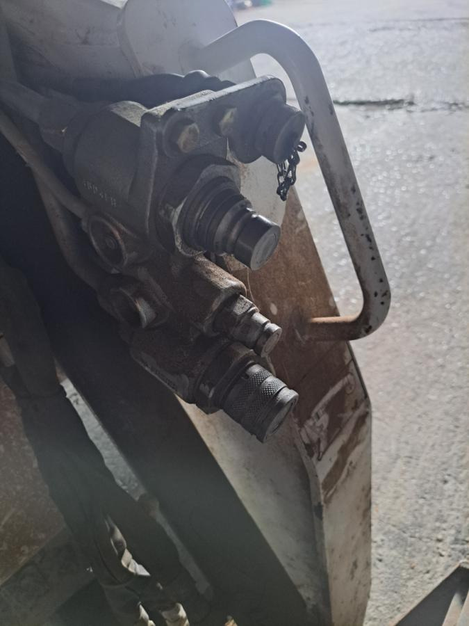 Bobcat T 450 - Utovarivač gusjeničar: slika Bobcat T 450 - Utovarivač gusjeničar Bobcat T 450 - Utovarivač gusjeničar: slika Bobcat T 450 - Utovarivač gusjeničar