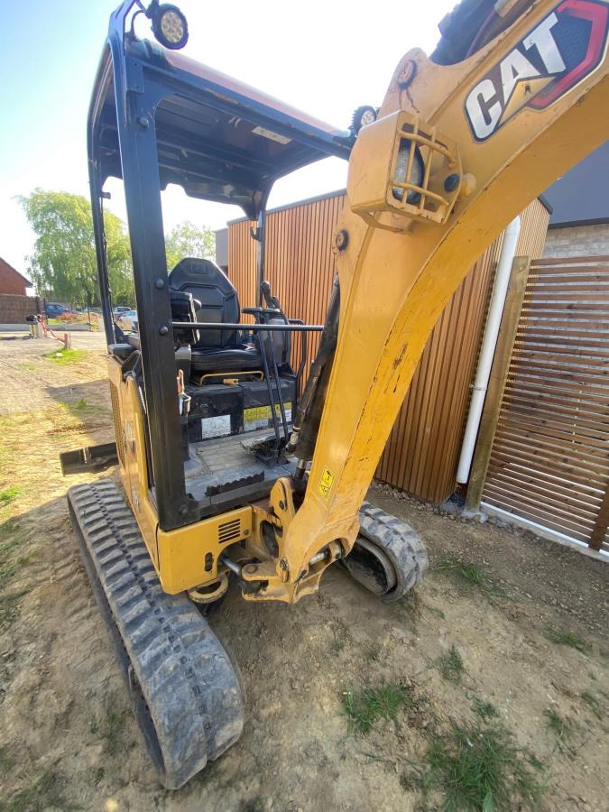 Caterpillar 302 CR - Mini bager: slika Caterpillar 302 CR - Mini bager Caterpillar 302 CR - Mini bager: slika Caterpillar 302 CR - Mini bager