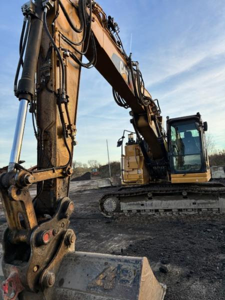 Caterpillar 325 FLCR - Bager gusjeničar: slika Caterpillar 325 FLCR - Bager gusjeničar Caterpillar 325 FLCR - Bager gusjeničar: slika Caterpillar 325 FLCR - Bager gusjeničar