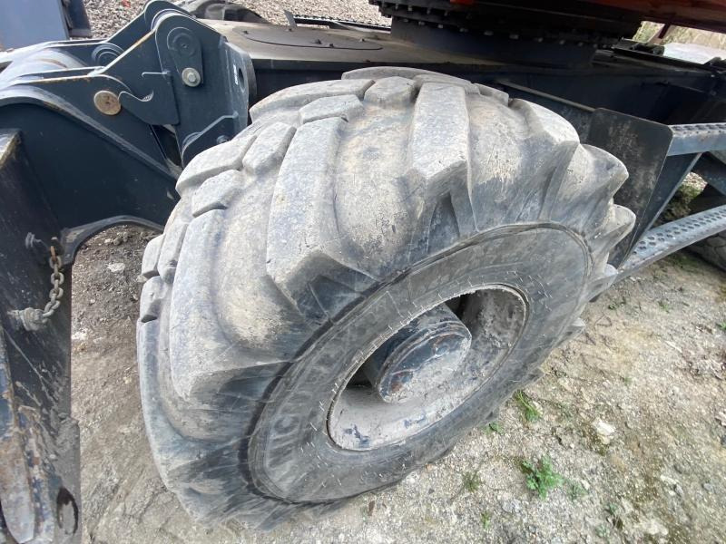 Bager na kotačima Doosan DX 160W-3: slika Bager na kotačima Doosan DX 160W-3
