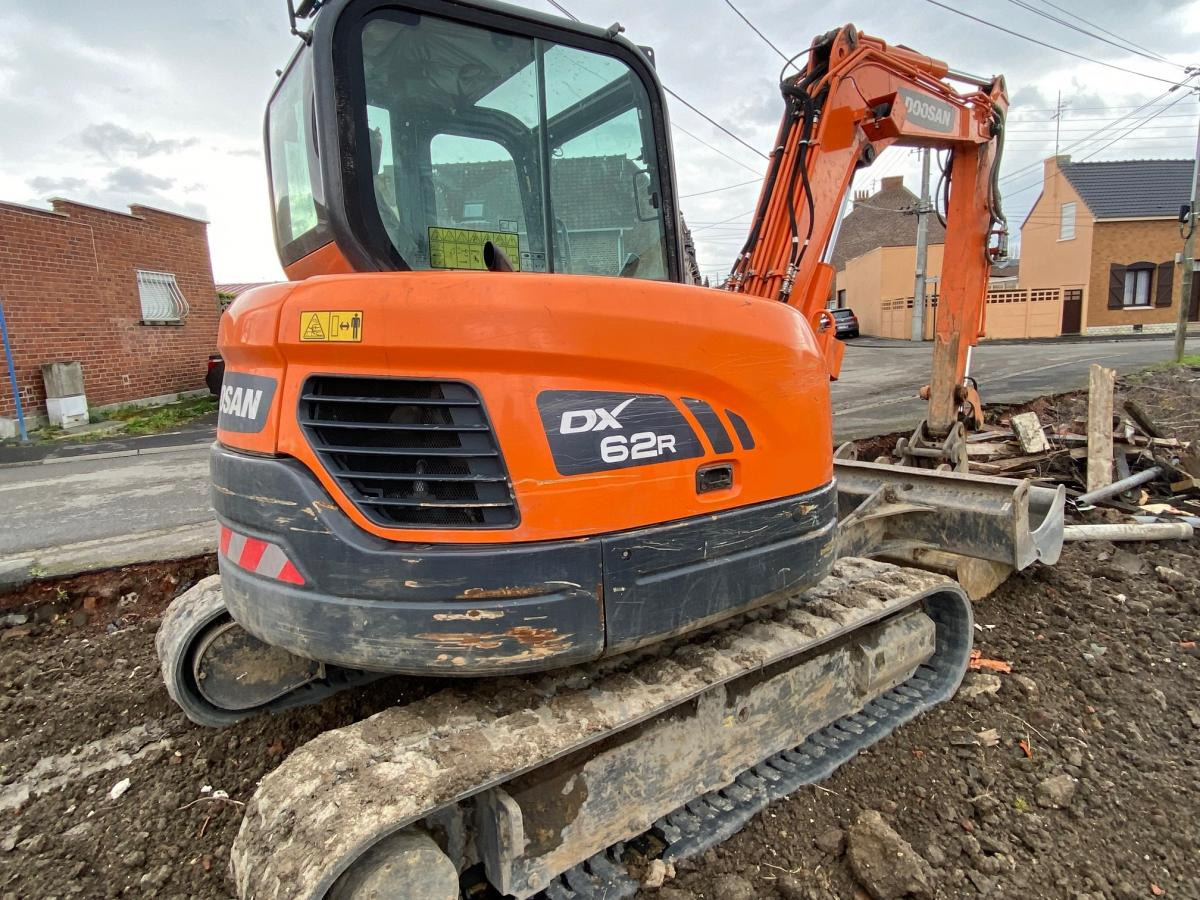 Doosan DX 62R-3 - Mini bager: slika Doosan DX 62R-3 - Mini bager Doosan DX 62R-3 - Mini bager: slika Doosan DX 62R-3 - Mini bager