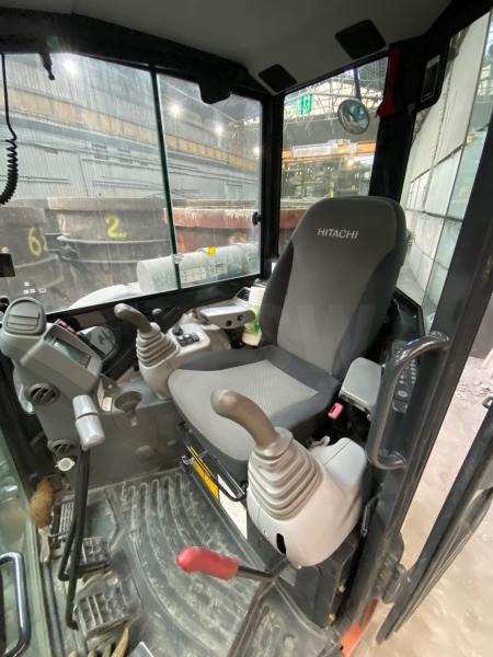 Mini bager Hitachi ZAXIS 55U-6 CLR: slika Mini bager Hitachi ZAXIS 55U-6 CLR