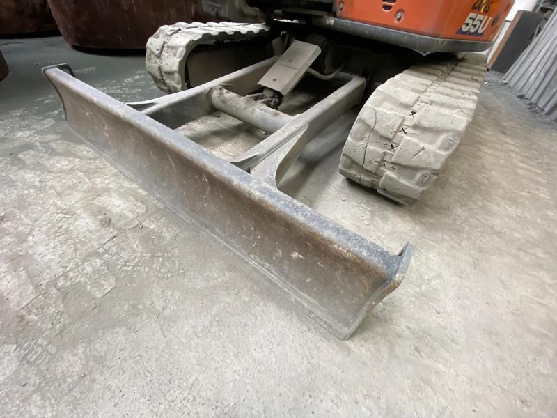 Mini bager Hitachi ZAXIS 55U-6 CLR: slika Mini bager Hitachi ZAXIS 55U-6 CLR