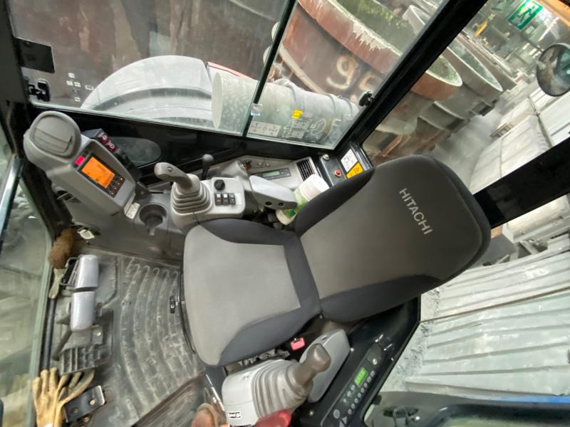 Mini bager Hitachi ZAXIS 55U-6 CLR: slika Mini bager Hitachi ZAXIS 55U-6 CLR