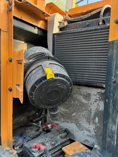 Hyundai ROBEX 145LCR-9A - Bager gusjeničar: slika Hyundai ROBEX 145LCR-9A - Bager gusjeničar Hyundai ROBEX 145LCR-9A - Bager gusjeničar: slika Hyundai ROBEX 145LCR-9A - Bager gusjeničar