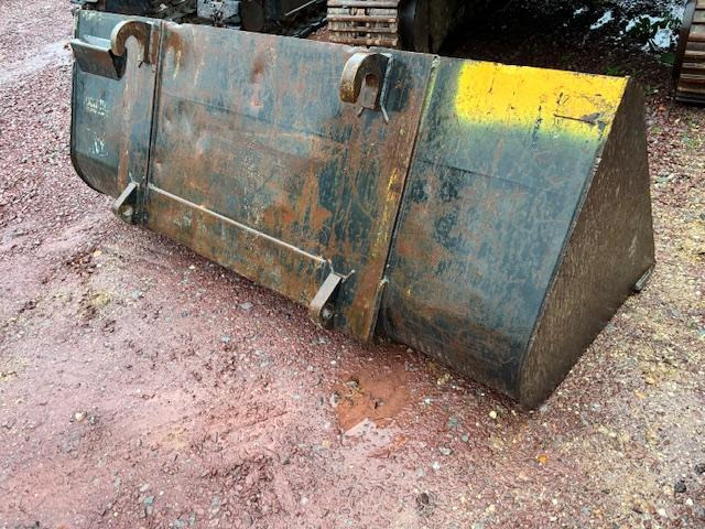 JCB TELESCOPIQUE 2M20 - Utovarna korpa: slika JCB TELESCOPIQUE 2M20 - Utovarna korpa JCB TELESCOPIQUE 2M20 - Utovarna korpa: slika JCB TELESCOPIQUE 2M20 - Utovarna korpa