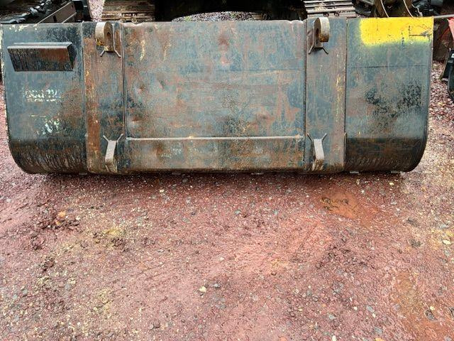 JCB TELESCOPIQUE 2M20 - Utovarna korpa: slika JCB TELESCOPIQUE 2M20 - Utovarna korpa JCB TELESCOPIQUE 2M20 - Utovarna korpa: slika JCB TELESCOPIQUE 2M20 - Utovarna korpa