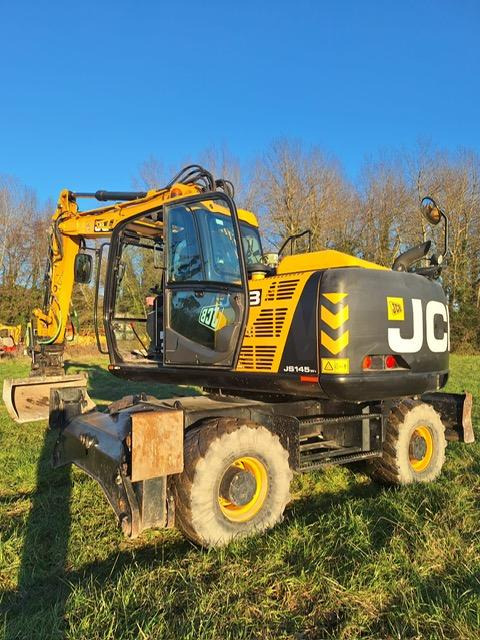 Jcb JS 145W - Bager na kotačima: slika Jcb JS 145W - Bager na kotačima Jcb JS 145W - Bager na kotačima: slika Jcb JS 145W - Bager na kotačima