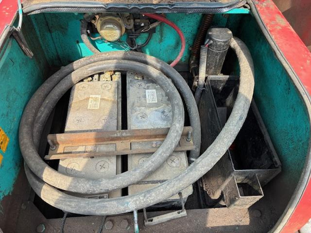 Bager gusjeničar Kobelco SK 210LC-6E: slika Bager gusjeničar Kobelco SK 210LC-6E
