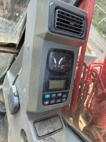 Bager gusjeničar Kobelco SK 210LC-6E: slika Bager gusjeničar Kobelco SK 210LC-6E